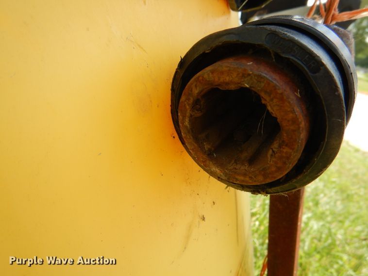 image for item DL3318 Land Pride FSP1000  spreader