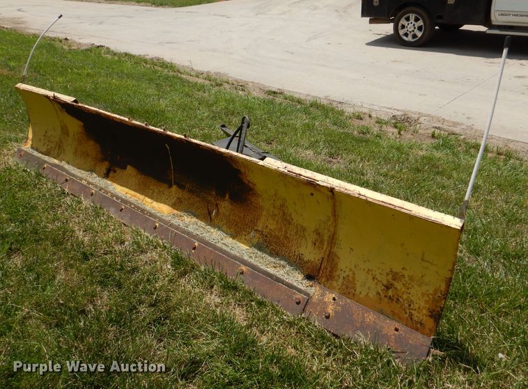 image for item DL3319 129"W skid steer snow plow