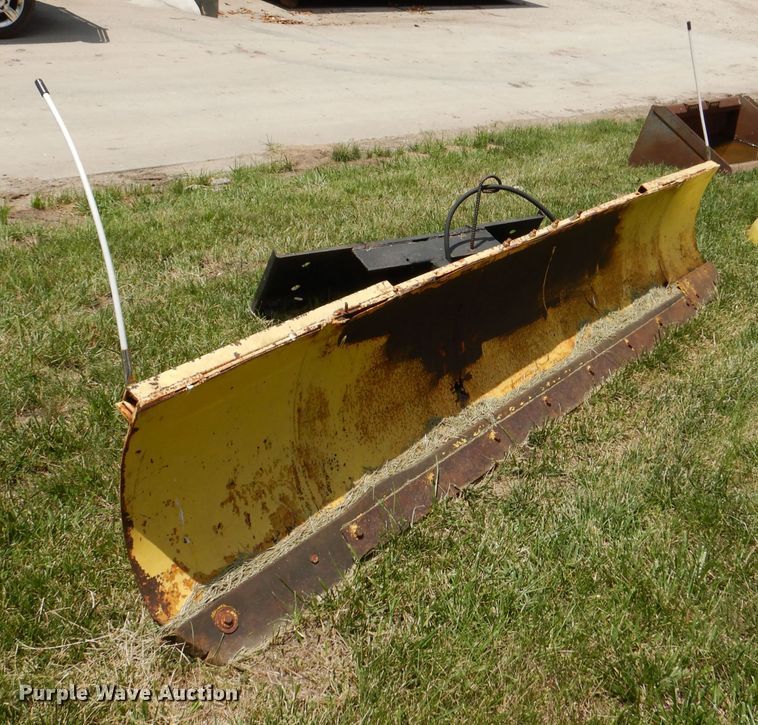 image for item DL3319 129"W skid steer snow plow
