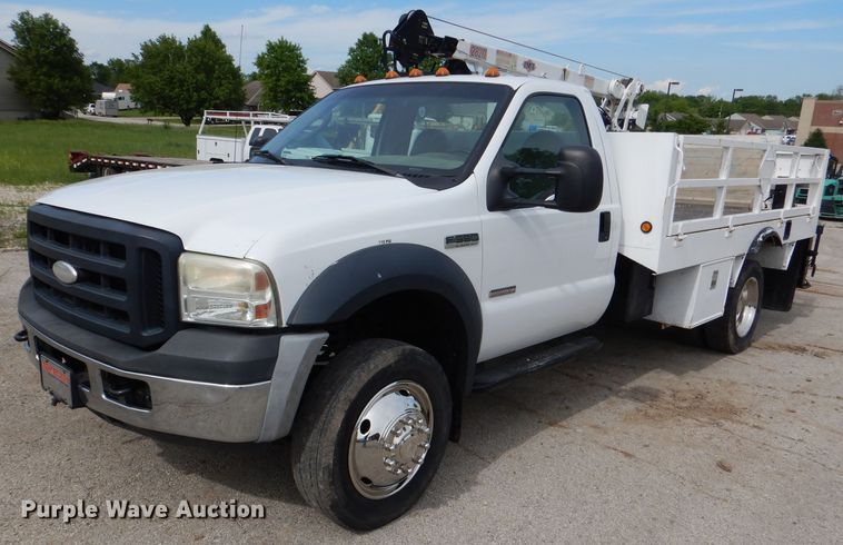 image for item DL8871 2007 Ford F550 XL  flatbed truck