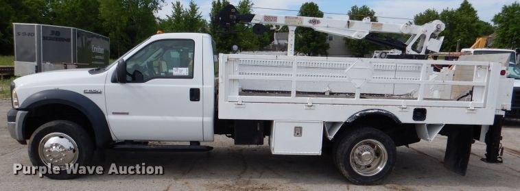 image for item DL8871 2007 Ford F550 XL  flatbed truck