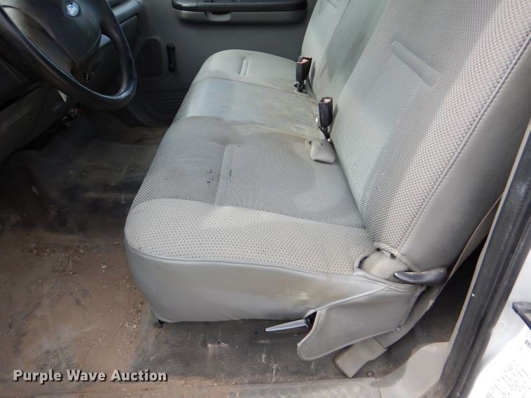 image for item DL8871 2007 Ford F550 XL  flatbed truck