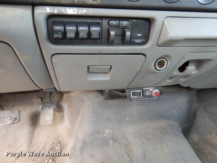 image for item DL8871 2007 Ford F550 XL  flatbed truck