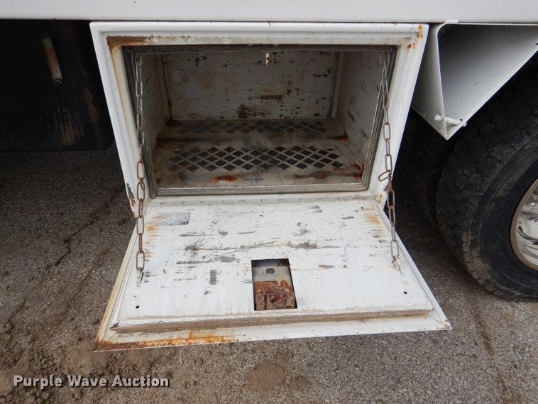 image for item DL8871 2007 Ford F550 XL  flatbed truck