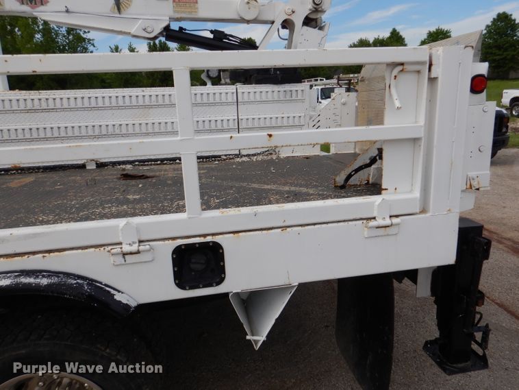 image for item DL8871 2007 Ford F550 XL  flatbed truck