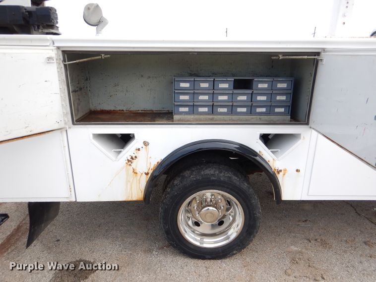 image for item DL8871 2007 Ford F550 XL  flatbed truck