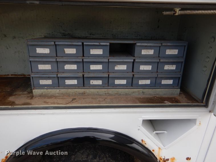 image for item DL8871 2007 Ford F550 XL  flatbed truck