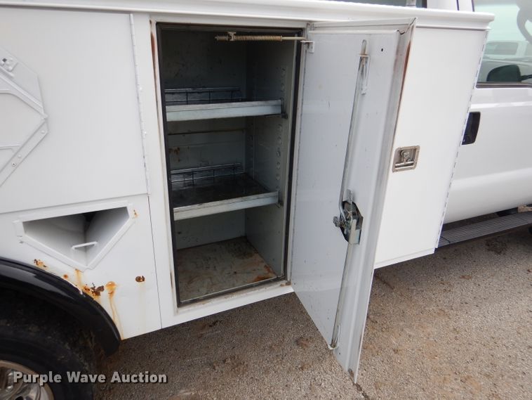 image for item DL8871 2007 Ford F550 XL  flatbed truck