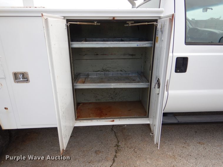 image for item DL8871 2007 Ford F550 XL  flatbed truck