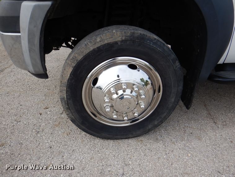 image for item DL8871 2007 Ford F550 XL  flatbed truck