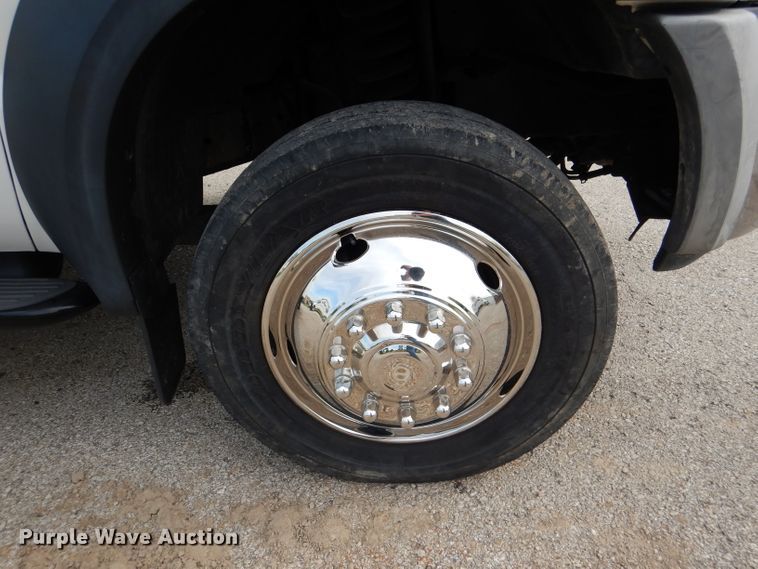 image for item DL8871 2007 Ford F550 XL  flatbed truck