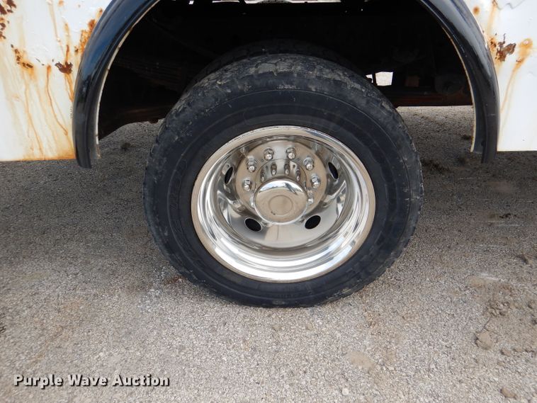 image for item DL8871 2007 Ford F550 XL  flatbed truck