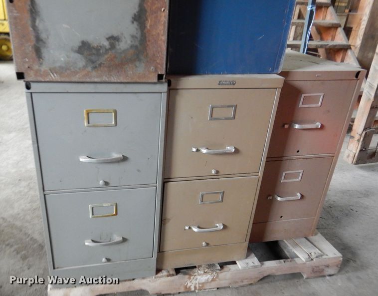 image for item DM0168 (16) file cabinets