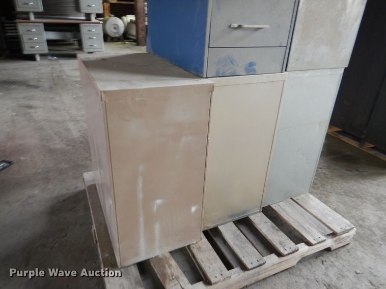 image for item DM0168 (16) file cabinets