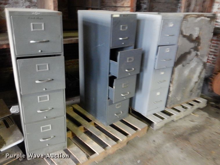 image for item DM0168 (16) file cabinets