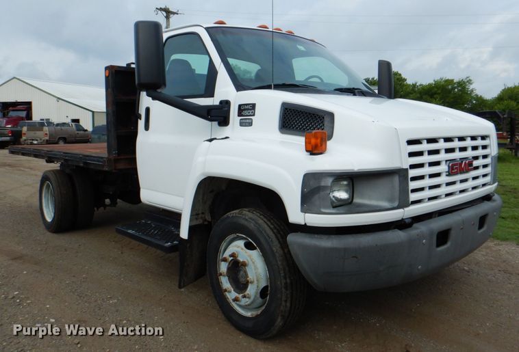 image for item DM3832 2003 GMC C4500  flatbed truck