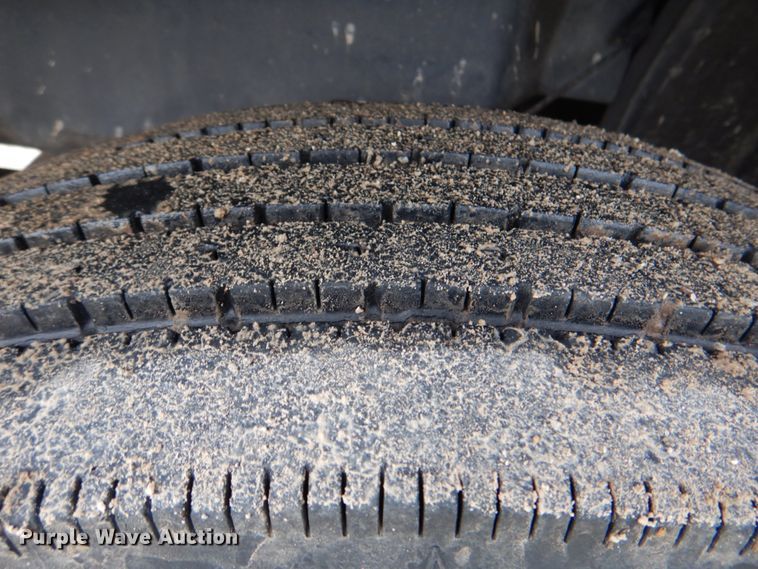 image for item DM3832 2003 GMC C4500  flatbed truck