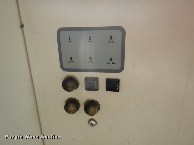 image for item DM3840 Tennant 6400  sweeper