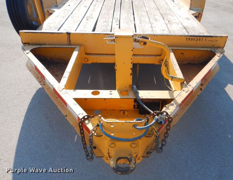 image for item DM3842 2006 Trail King TK10U  utility trailer