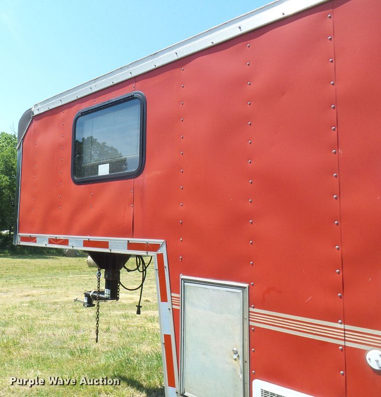 image for item DN6777 2003 Roadmaster Campmaster  toy hauler camper