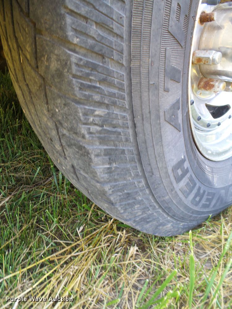 image for item DN6777 2003 Roadmaster Campmaster  toy hauler camper