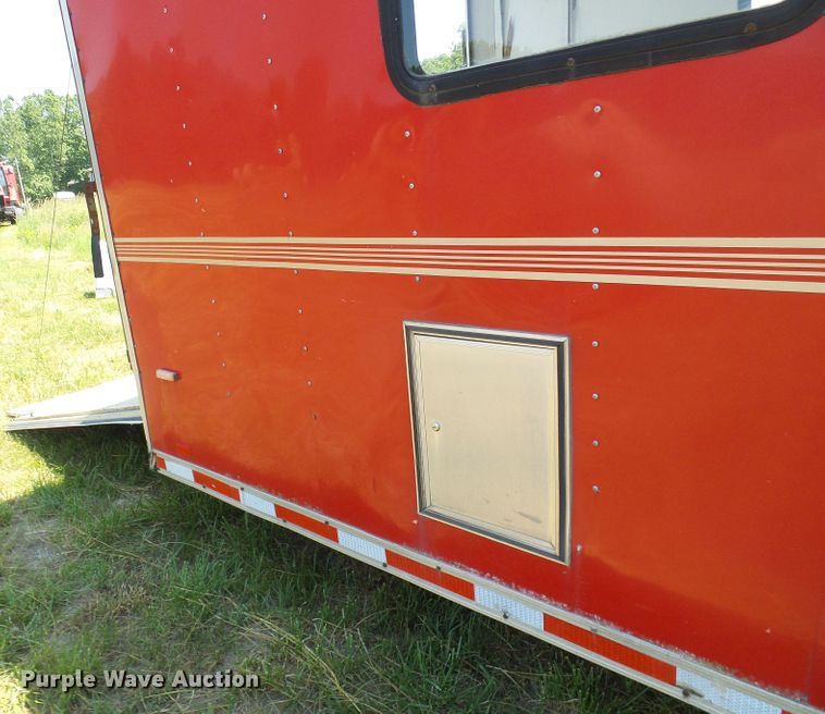 image for item DN6777 2003 Roadmaster Campmaster  toy hauler camper