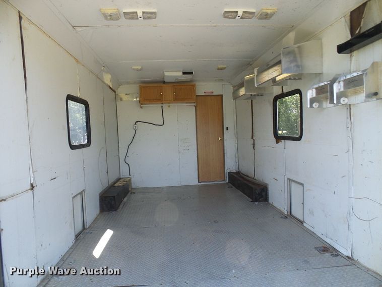 image for item DN6777 2003 Roadmaster Campmaster  toy hauler camper