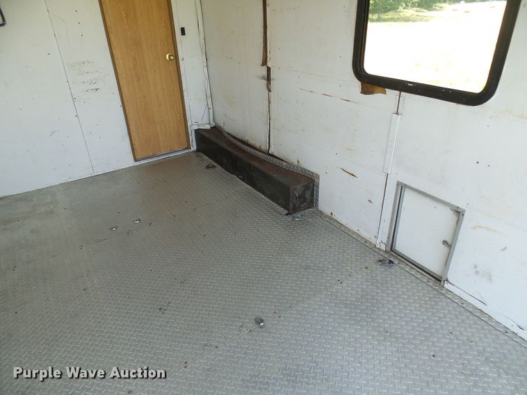 image for item DN6777 2003 Roadmaster Campmaster  toy hauler camper