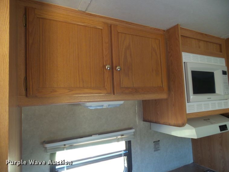 image for item DN6777 2003 Roadmaster Campmaster  toy hauler camper