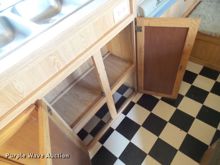 image for item DN6777 2003 Roadmaster Campmaster  toy hauler camper