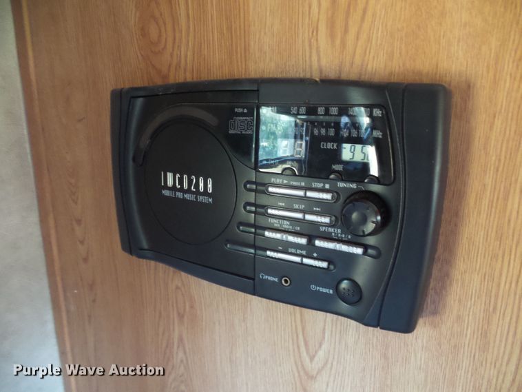 image for item DN6777 2003 Roadmaster Campmaster  toy hauler camper