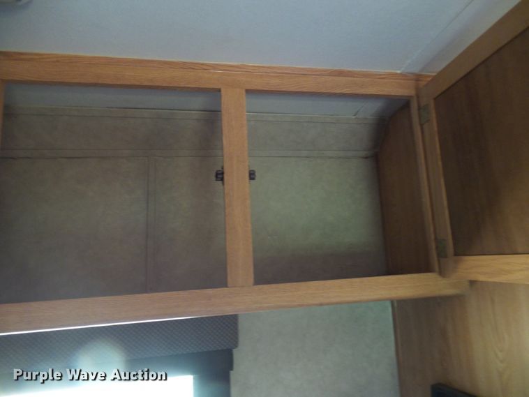 image for item DN6777 2003 Roadmaster Campmaster  toy hauler camper