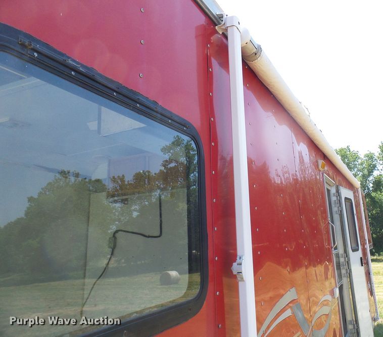 image for item DN6777 2003 Roadmaster Campmaster  toy hauler camper