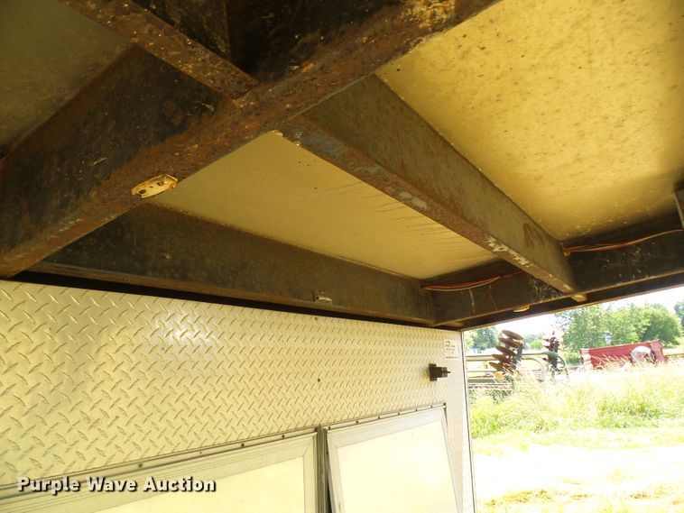 image for item DN6777 2003 Roadmaster Campmaster  toy hauler camper