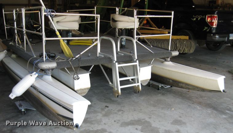 image for item EH9491 Shop built pontoon boat