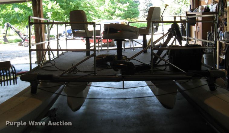 image for item EH9491 Shop built pontoon boat