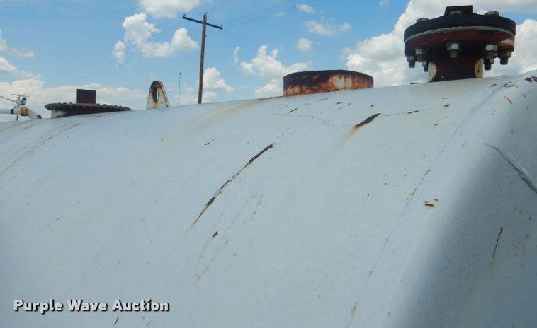 image for item FI9133 Fuel tank