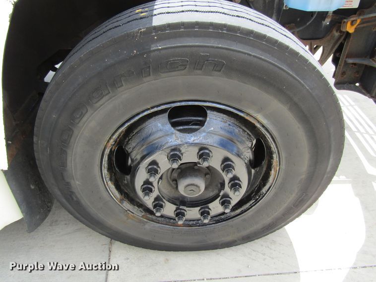 image for item GC9990 2013 Blue Bird Vision  school bus