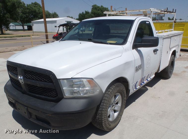 image for item GR9467 2013 Dodge Ram 1500  utility bed pickup truck