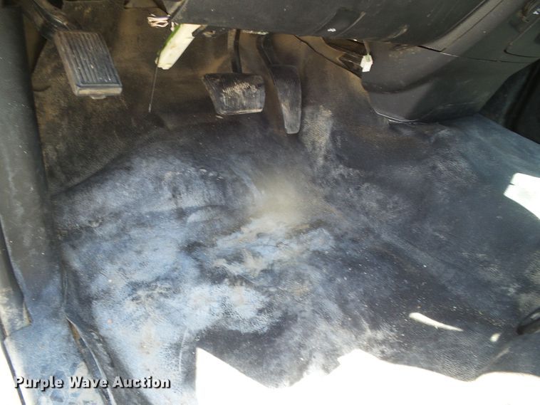 image for item GR9467 2013 Dodge Ram 1500  utility bed pickup truck