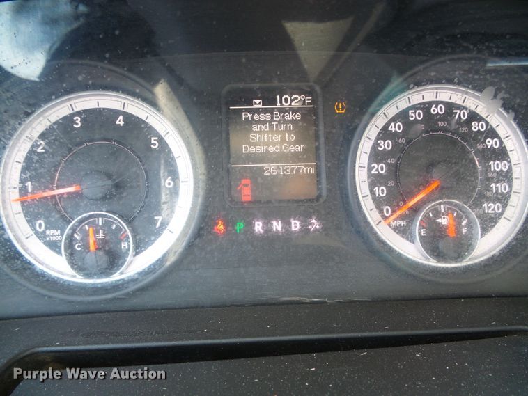 image for item GR9467 2013 Dodge Ram 1500  utility bed pickup truck