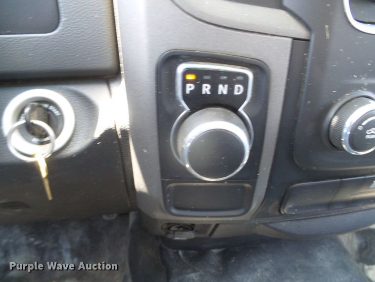 image for item GR9467 2013 Dodge Ram 1500  utility bed pickup truck