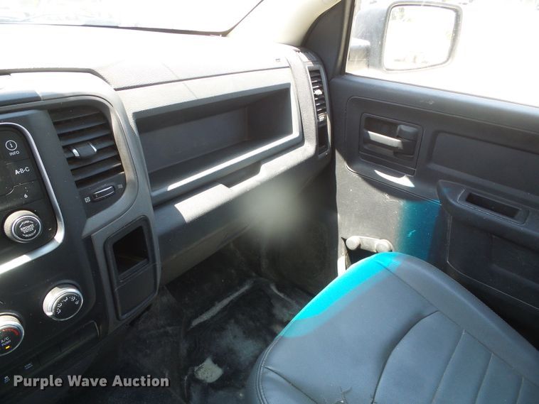 image for item GR9467 2013 Dodge Ram 1500  utility bed pickup truck