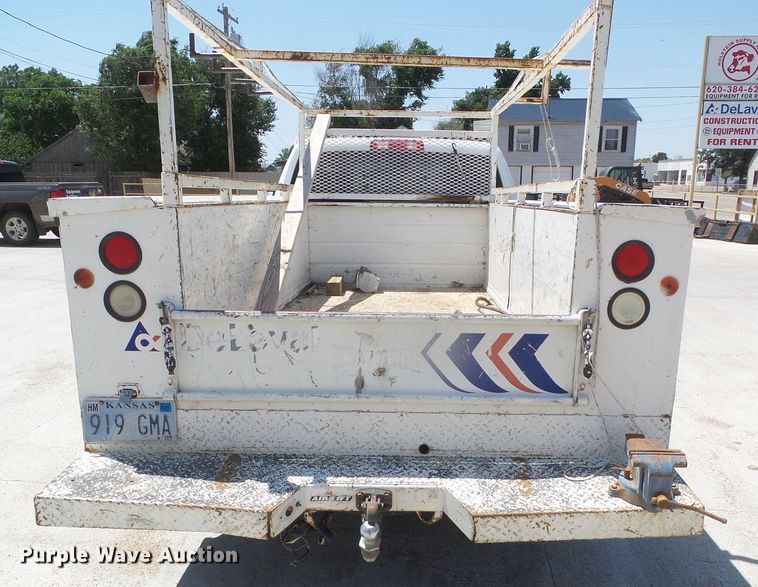 image for item GR9467 2013 Dodge Ram 1500  utility bed pickup truck