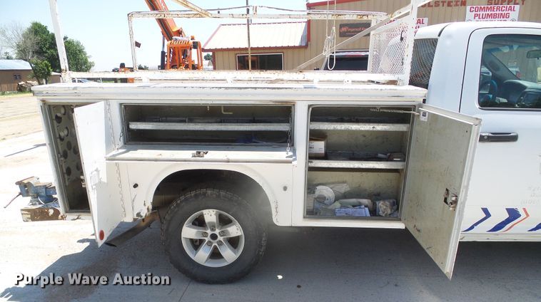 image for item GR9467 2013 Dodge Ram 1500  utility bed pickup truck