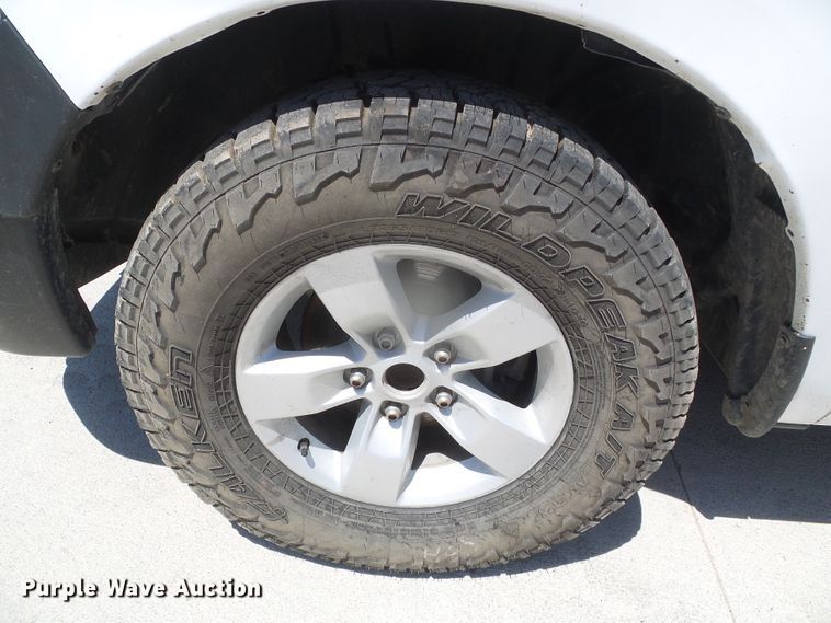 image for item GR9467 2013 Dodge Ram 1500  utility bed pickup truck