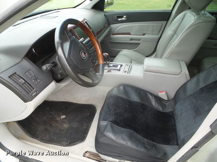 image for item GR9468 2005 Cadillac STS