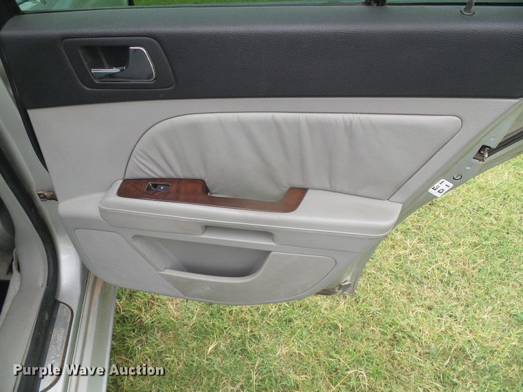 image for item GR9468 2005 Cadillac STS