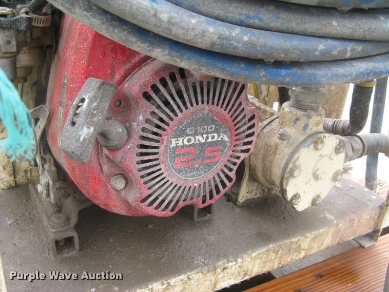 image for item GV9251 Concrete barrel mounted sprayer