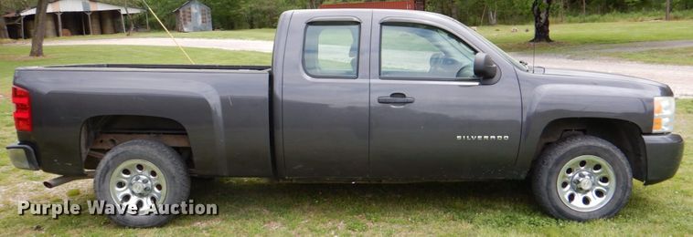 image for item HC9262 2010 Chevrolet Silverado 1500  Ext. Cab pickup truck